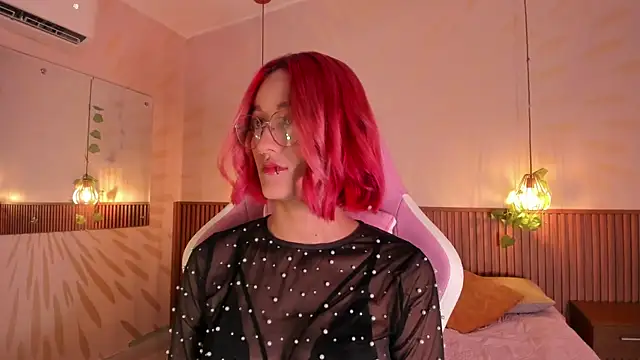 daphne courtis online show from April 2026 03:12:02 AM