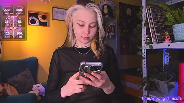 Nicole matt online show from November 2025 08:19:01 PM