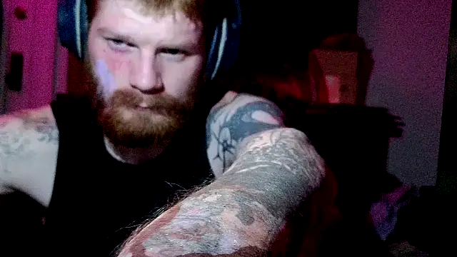 Snapshot of Magnetic127 chatting on November 2025 07:22:01 AM Magnetic127 online show from November 2025 07:22:01 AM