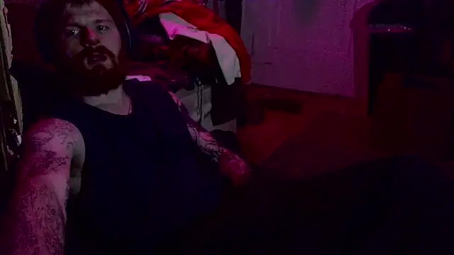 Snapshot of Magnetic127 chatting on December 2025 09:04:02 AM Magnetic127 online show from December 2025 09:04:02 AM