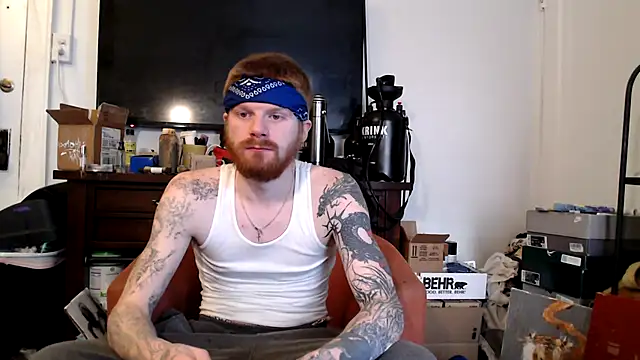 Snapshot of Magnetic127 chatting on April 2026 05:54:01 PM Magnetic127 online show from April 2026 05:54:01 PM