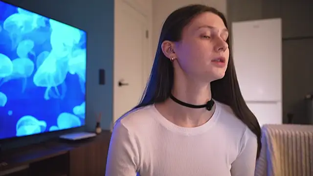 milanabaileys  online show from October 2025 03:42:01 PM