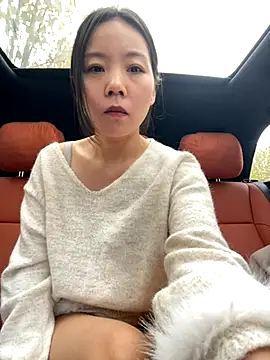 xinmeng-000 online show from November 2025 04:44:02 AM