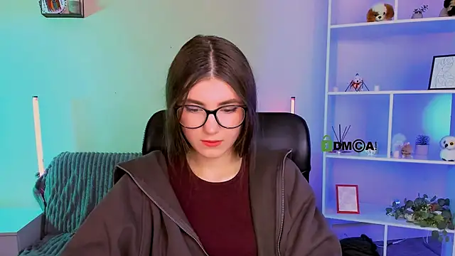 lissa night online show from December 2025 09:51:01 AM