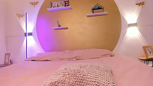 Snapshot of TokyoHaskel chatting on November 2025 04:06:02 AM TokyoHaskel online show from November 2025 04:06:02 AM