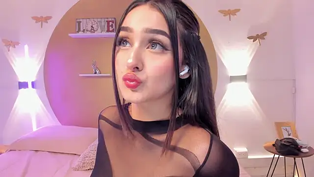 Snapshot of TokyoHaskel chatting on November 2025 04:22:02 AM TokyoHaskel online show from November 2025 04:22:02 AM