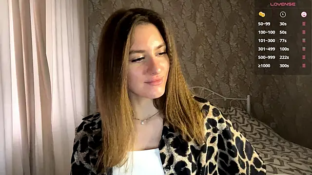 miainheat online show from December 2025 09:05:02 AM