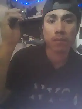 Snapshot of Lunaty00 chatting on November 2025 06:07:01 PM Lunaty00 online show from November 2025 06:07:01 PM