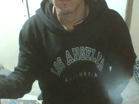 Snapshot of Lunaty00 chatting on February 2026 10:31:02 AM Lunaty00 online show from February 2026 10:31:02 AM