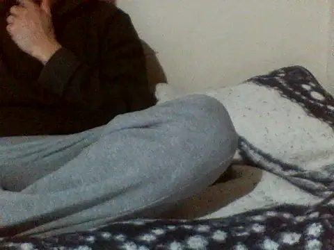 Snapshot of Lunaty00 chatting on February 2026 07:23:02 AM Lunaty00 online show from February 2026 07:23:02 AM