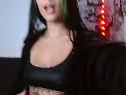 Chloe paytone online show from April 2026 09:48:01 PM