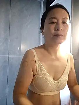 chengcheng12 online show from October 2025 01:09:01 AM