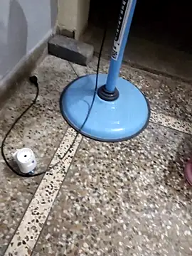 whitebullock online show from November 2025 04:49:02 PM