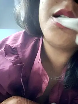 nishaa baby online show from October 2025 01:10:01 PM