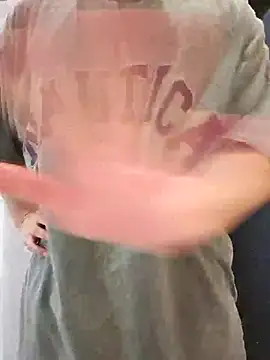 111owo111 online show from October 2025 12:39:02 PM