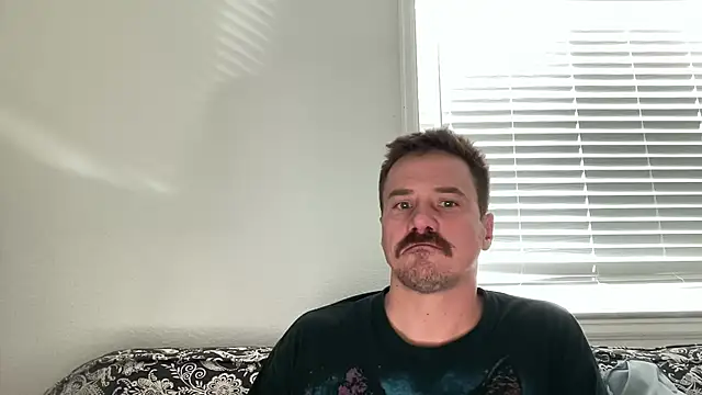 steelwoodVids online show from December 2025 08:18:02 PM