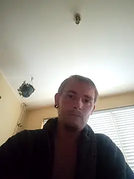 piercingpik online show from October 2025 02:40:01 PM