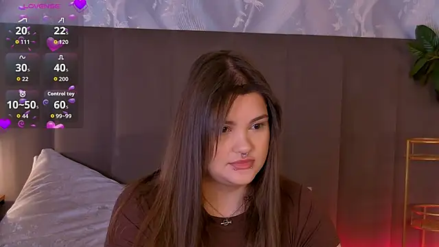 EmilyHyde online show from February 2026 06:56:02 AM