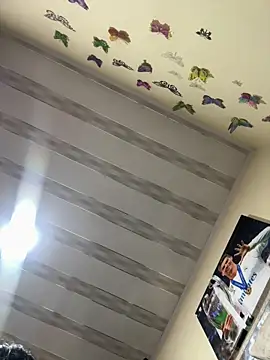 Vliacoooper2 online show from April 2026 11:03:02 AM