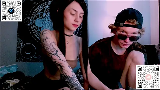 Snapshot of poisondevotion chatting on November 2025 10:25:01 AM poisondevotion online show from November 2025 10:25:01 AM