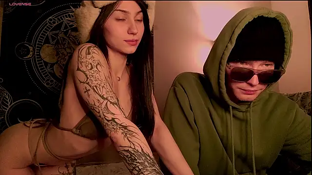 Snapshot of poisondevotion chatting on February 2026 01:49:02 PM poisondevotion online show from February 2026 01:49:02 PM