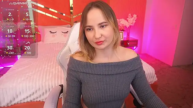 Snapshot of SofieBloom chatting on November 2025 01:17:02 AM SofieBloom online show from November 2025 01:17:02 AM