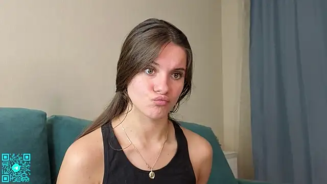 chloemilka online show from September 2025 05:46:01 PM