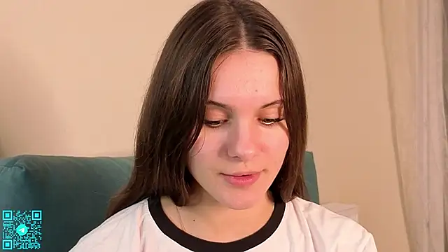 chloemilka online show from September 2025 05:51:02 PM