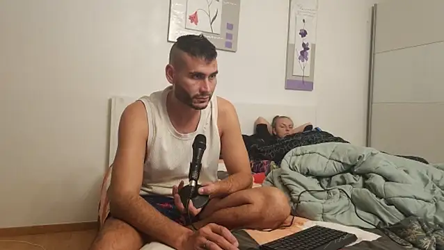 hornycouplefuck12 online show from September 2025 07:49:01 PM