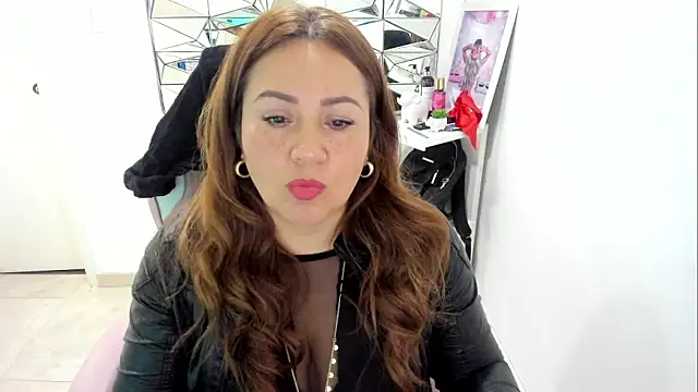 camixxx m online show from March 2026 01:04:01 PM