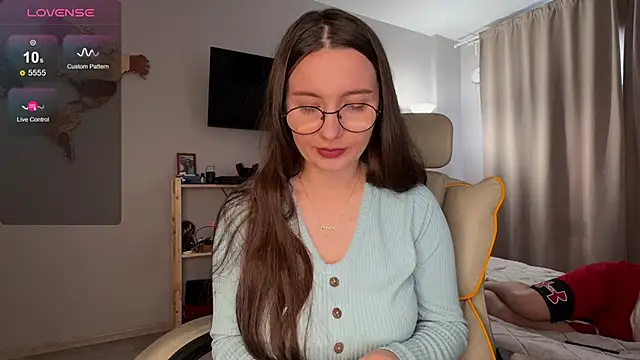 wwow meow online show from October 2025 06:34:02 AM