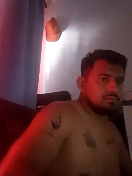 Snapshot of maxiiii125 chatting on November 2025 04:29:02 PM maxiiii125 online show from November 2025 04:29:02 PM