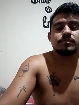 Snapshot of maxiiii125 chatting on March 2026 01:18:02 AM maxiiii125 online show from March 2026 01:18:02 AM