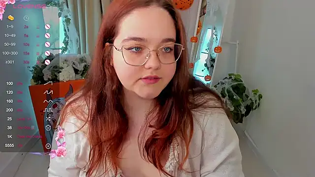 Neko Moor online show from October 2025 08:43:02 PM