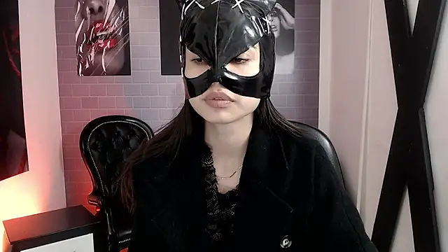 aleesha cameron02 online show from November 2025 08:01:01 PM