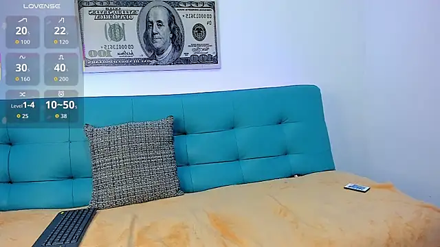 elizabeth lamer online show from April 2026 02:18:01 AM