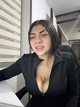 arieel  722 online show from November 2025 02:10:01 AM