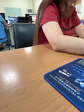 PhuongNhi21 online show from October 2025 12:43:01 AM