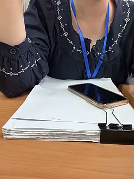 PhuongNhi21 online show from November 2025 01:05:01 AM