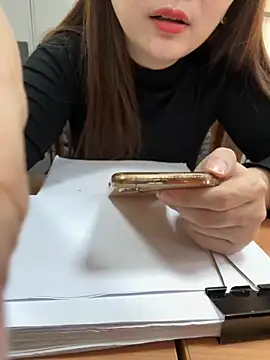 PhuongNhi21 online show from November 2025 01:11:01 AM