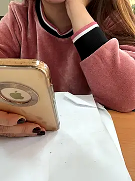 PhuongNhi21 online show from November 2025 08:05:01 AM