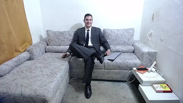 Snapshot of Victor_Maitland chatting on October 2025 03:36:02 AM Victor Maitland online show from October 2025 03:36:02 AM