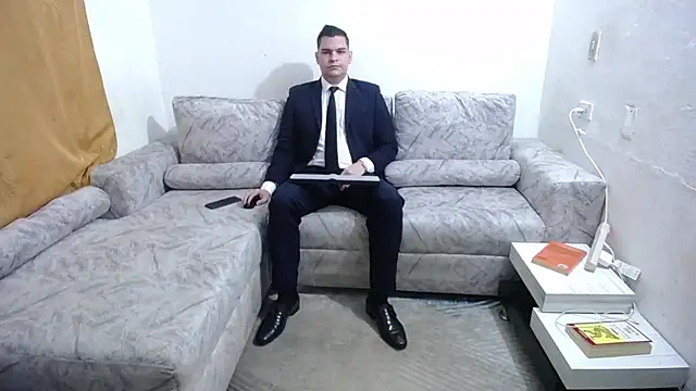 Snapshot of Victor_Maitland chatting on November 2025 03:38:01 AM Victor Maitland online show from November 2025 03:38:01 AM