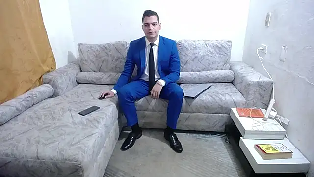 Snapshot of Victor_Maitland chatting on November 2025 07:45:02 PM Victor Maitland online show from November 2025 07:45:02 PM