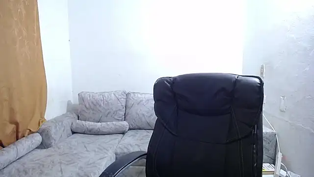 Snapshot of Victor_Maitland chatting on November 2025 08:52:02 PM Victor Maitland online show from November 2025 08:52:02 PM