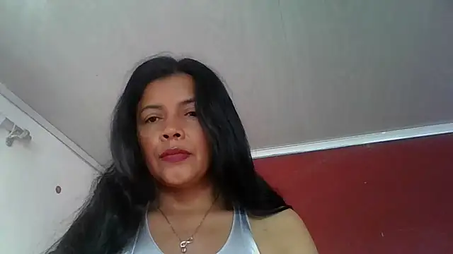 DianaOchoa  online show from October 2025 12:25:01 PM
