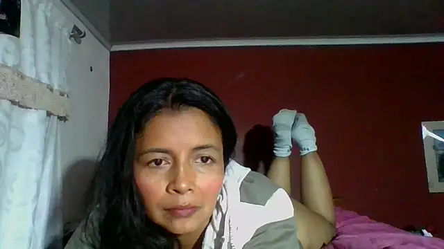 DianaOchoa  online show from October 2025 04:01:01 AM