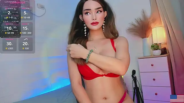 Snapshot of Queen_Of_all_Media chatting on April 2026 09:19:01 PM Queen Of all Media online show from April 2026 09:19:01 PM