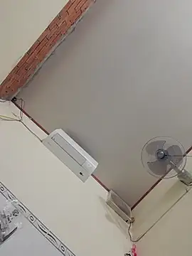 ducpham6565 online show from November 2025 05:01:02 PM