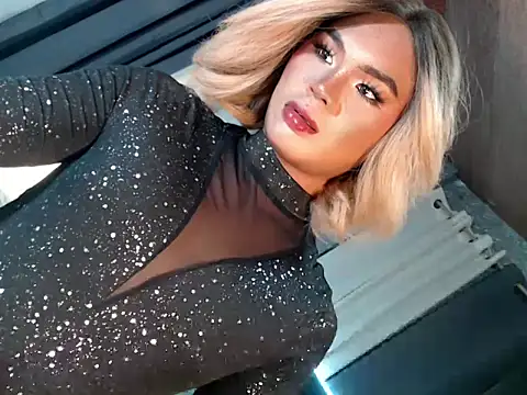 Snapshot of Unholytemptress chatting on November 2025 04:55:02 AM Unholytemptress online show from November 2025 04:55:02 AM